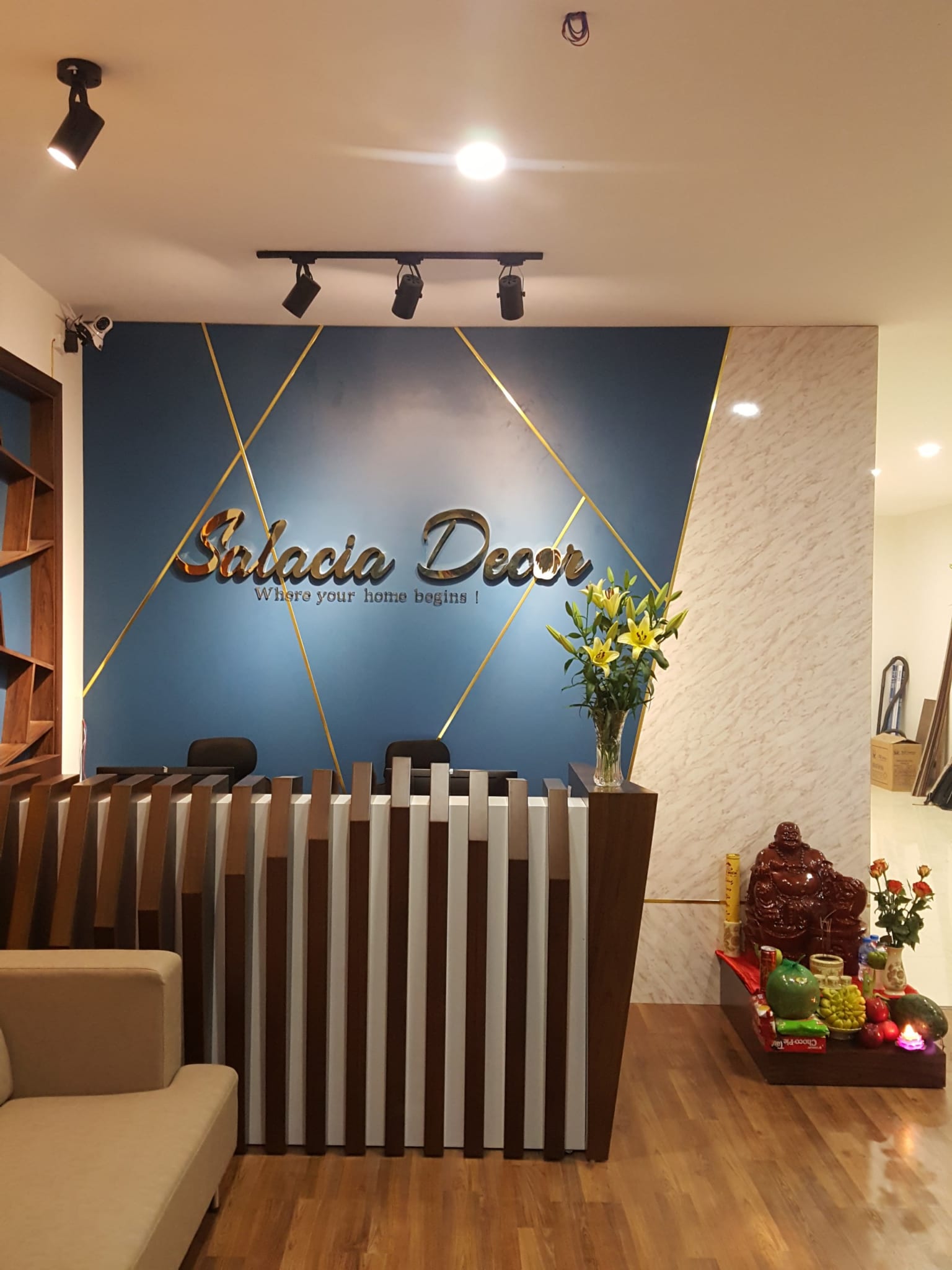 Về Showroom Salacia Decor